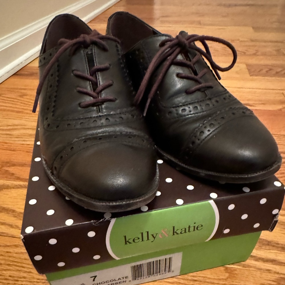 Kelly & Katie Larsen Loafers- Chocolate